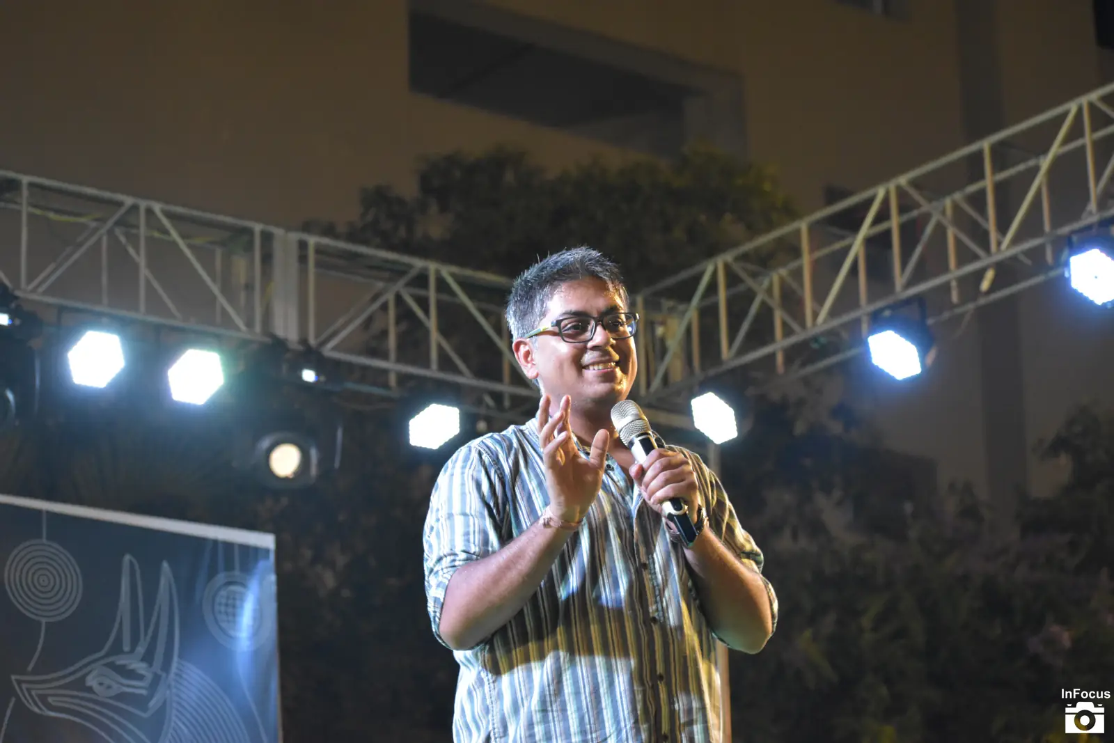 Geekonix DSC stage shot