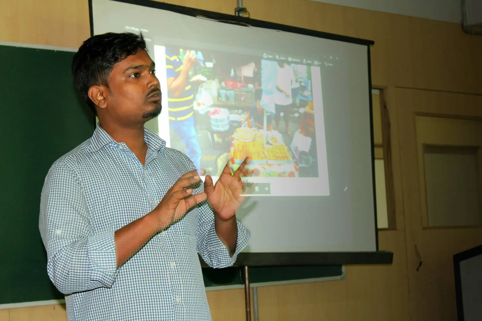 Geekonix Facebook gallery photo 01 2016