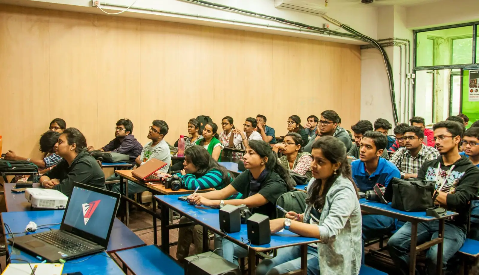 Geekonix Facebook gallery photo 04 2016