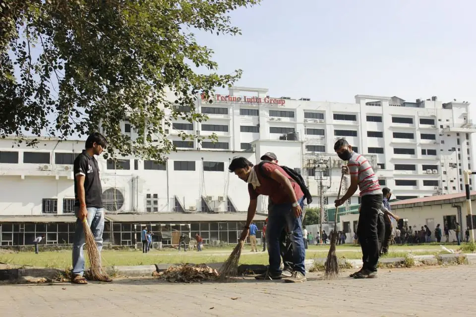 Geekonix Facebook gallery photo 18 2014