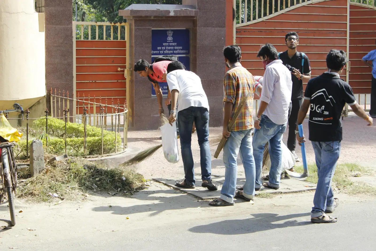 Geekonix Facebook gallery photo 27 2014