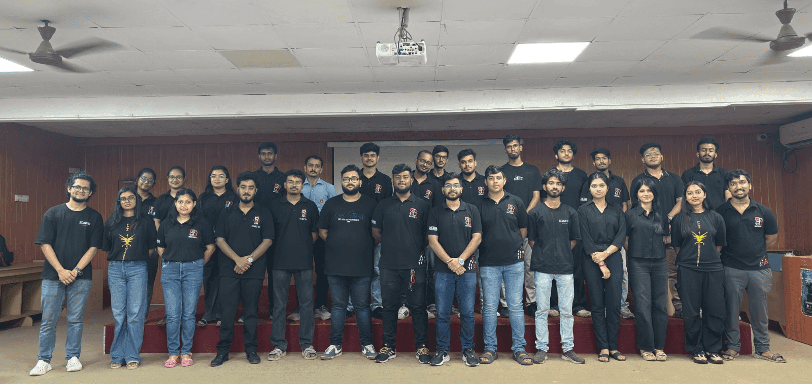 Participants engaging at a Geekonix event segment