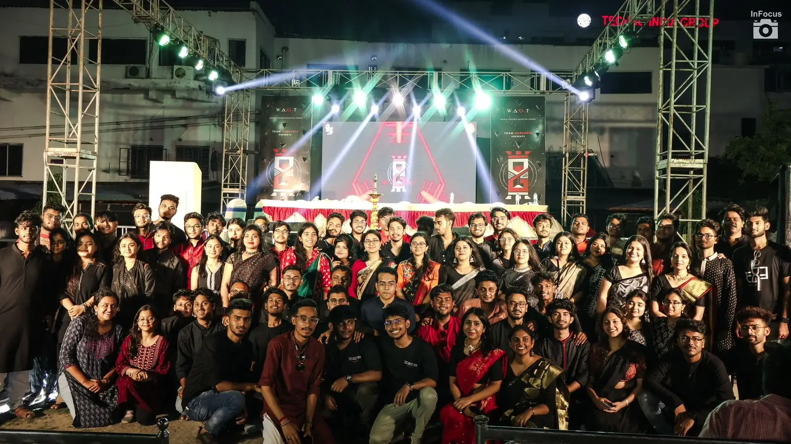 Geekonix alumni group photo IMG 45