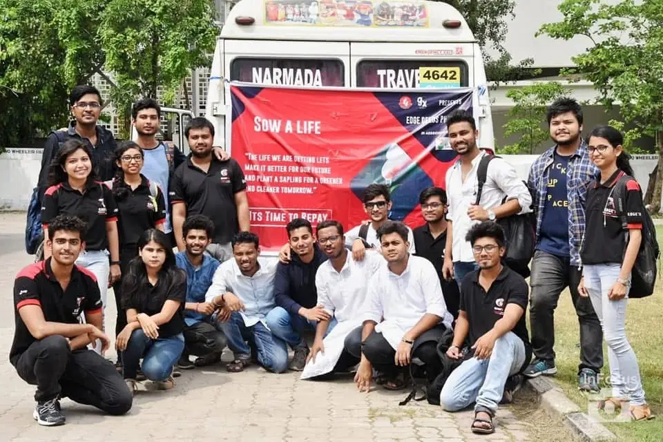 Geekonix alumni group photo IMG 6803