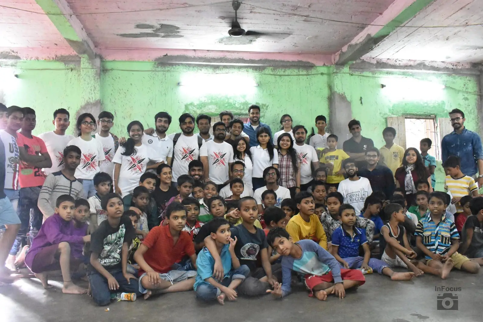 Geekonix alumni group photo IMG 6804