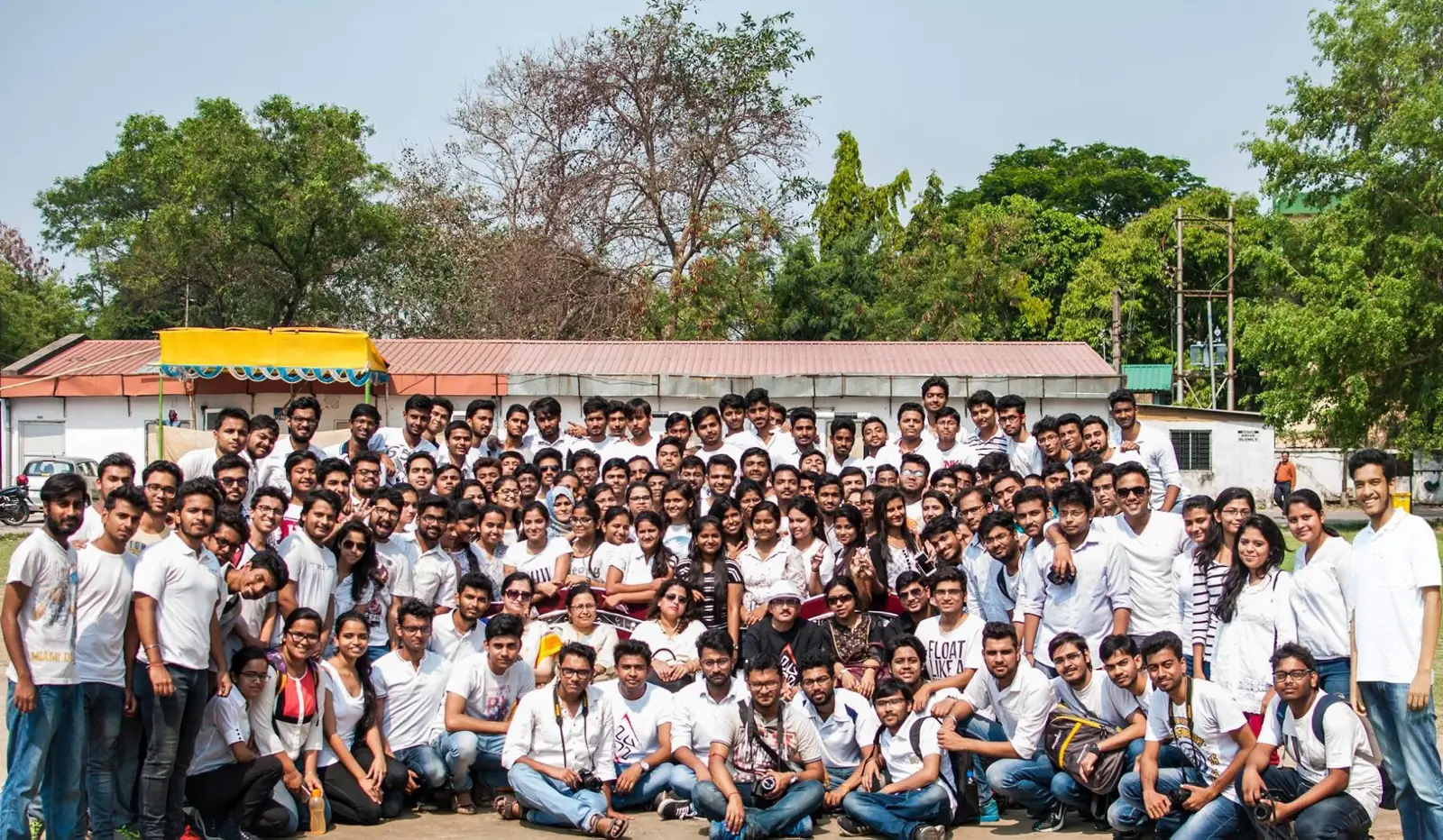 Geekonix alumni group photo IMG 6813