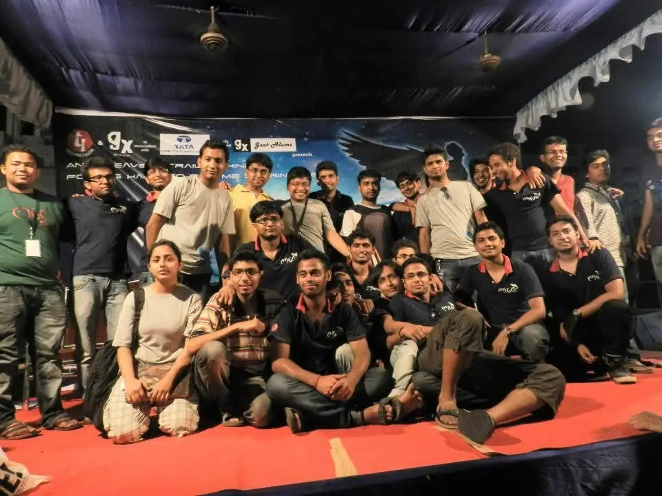 Geekonix alumni group photo IMG 6827