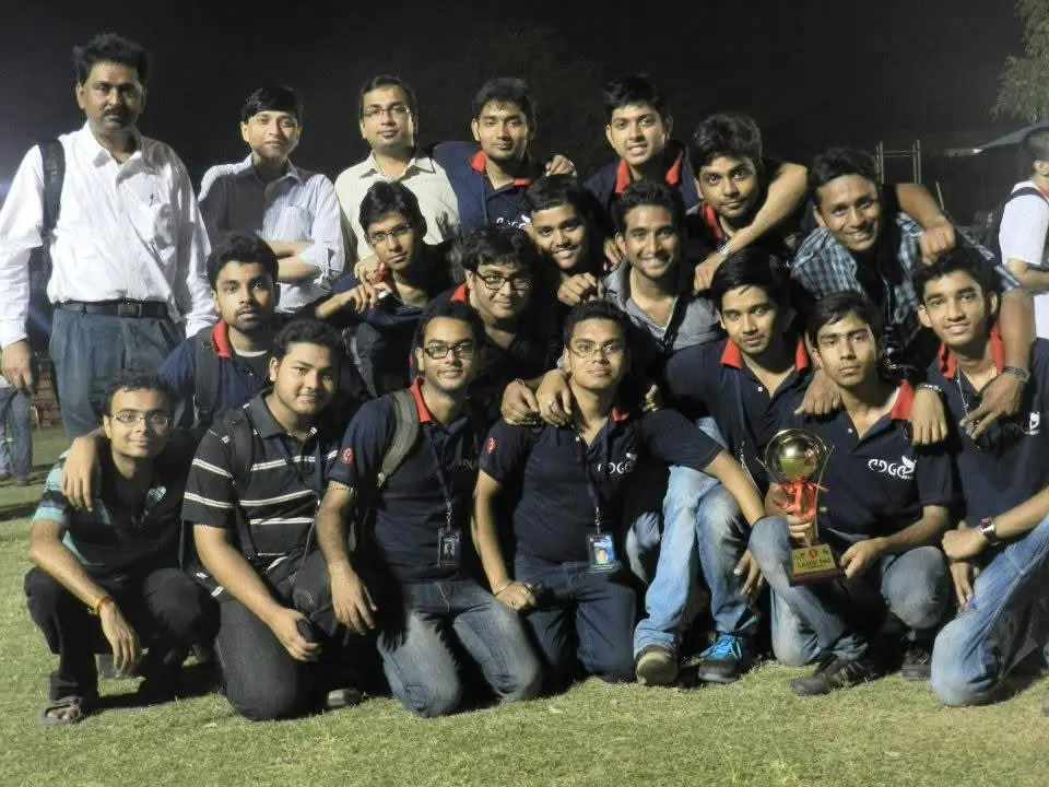 Geekonix alumni group photo IMG 6828